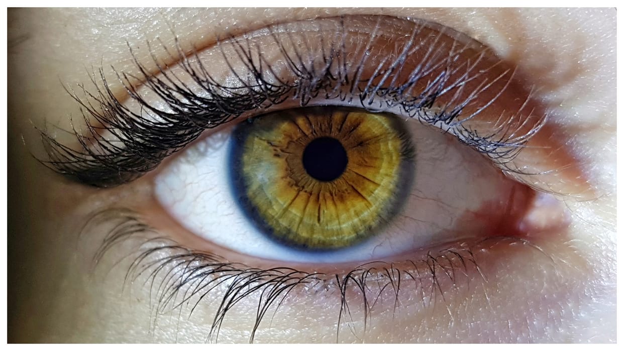 Swelling in the eyes or blurred vision symptoms of TB read All Updates in hindi