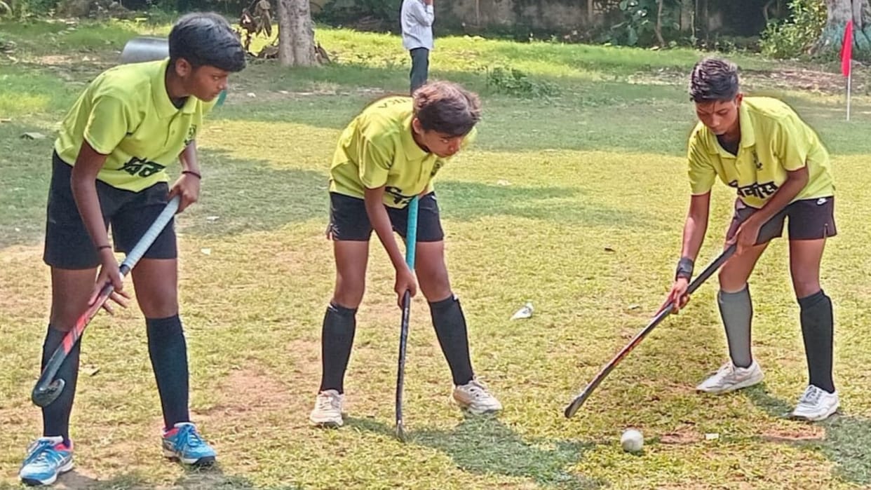 Kashi beat Meerut and Ayodhya in sport Chandrakesh scored first goal