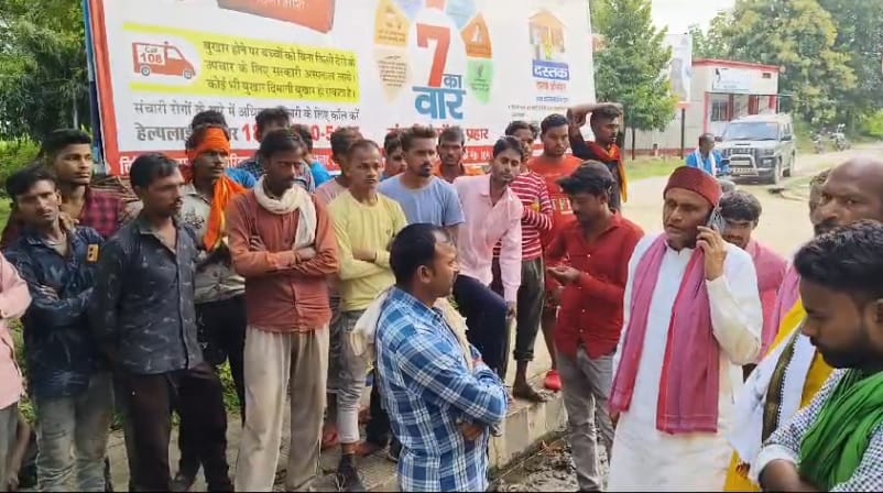 Chitrakoot Accident, High speed bike collided with truck, three people died, CM Yogi expressed grief