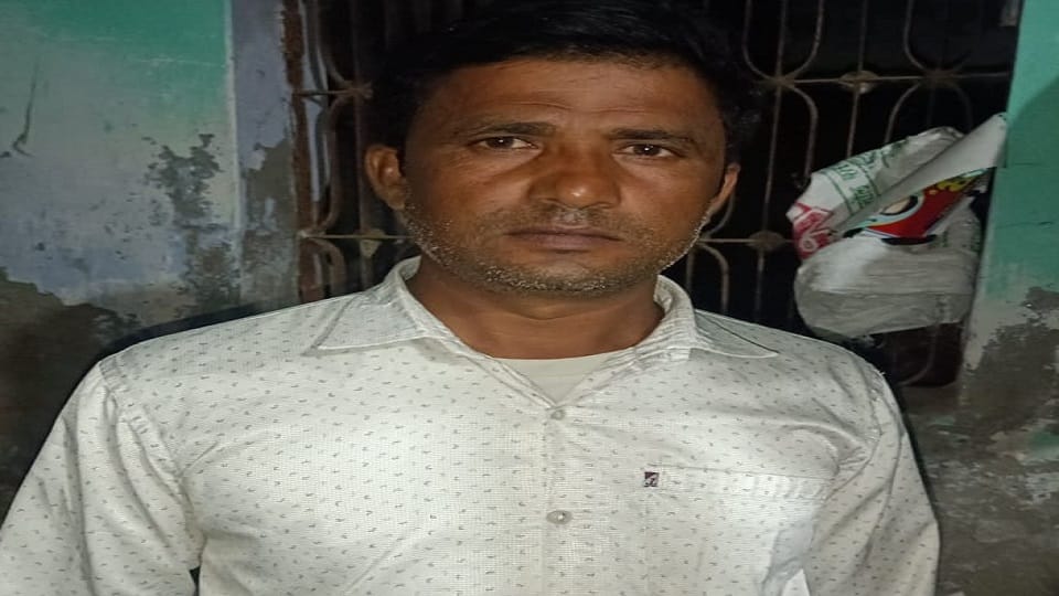 Bike stolen from sweets seller at gunpoint