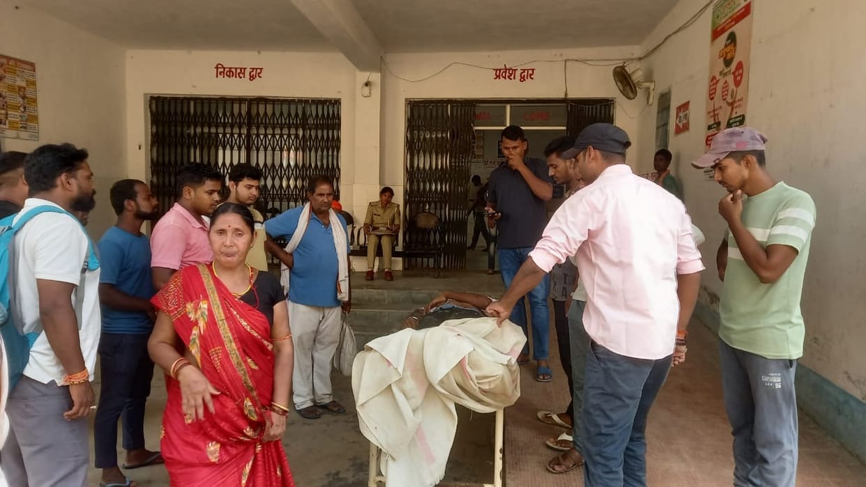 Accident News: Three high speed bikes collided with each other in Jamui