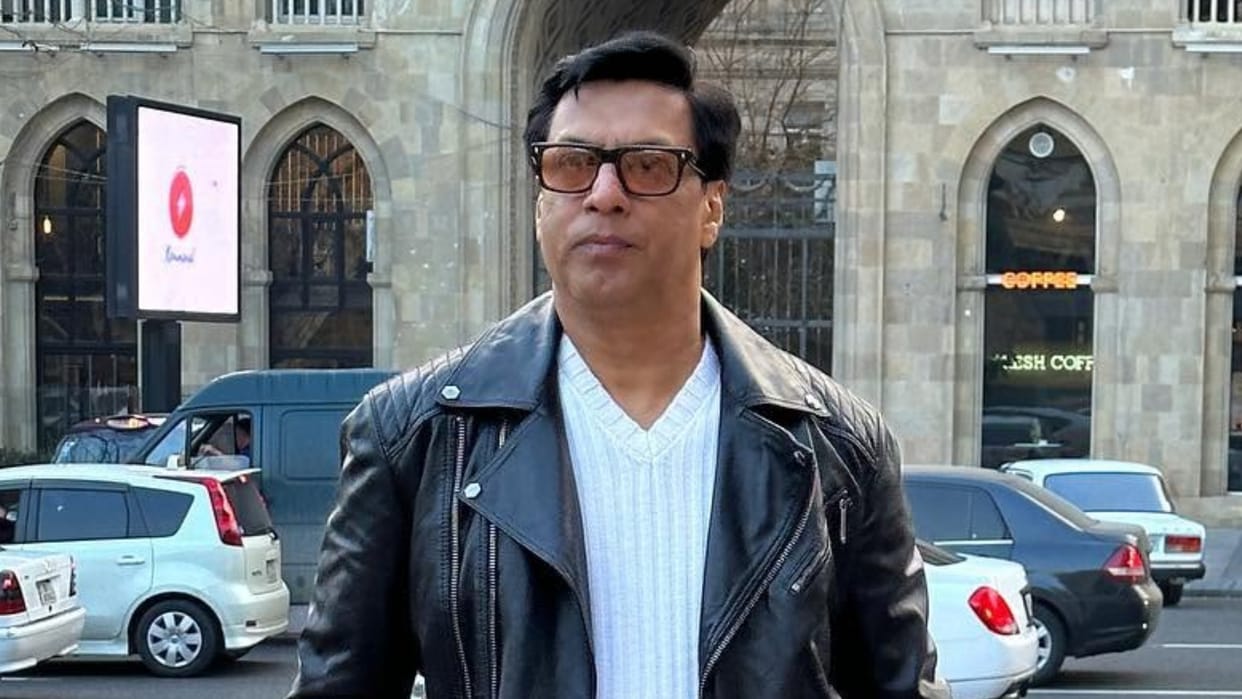 Director Madhur Bhandarkar said Ratan Tata should definitely be awarded with the Bharat Ratna