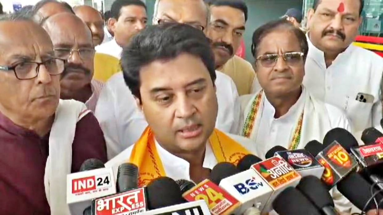 Jyotiraditya Scindia said on death of Ratan Tata We have had close relations with him for four generations