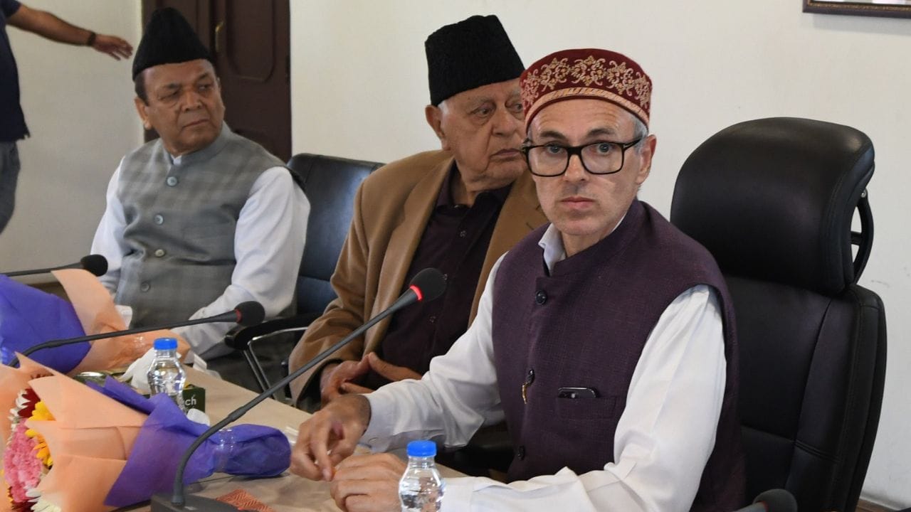 Jammu Kashmir: Omar Abdullah's dominance in NC; Legislative party leader was unanimously elected, see pictures