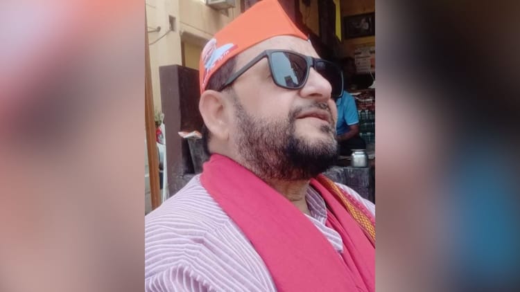 खबर शहर , स्मृति शेष : तुलसीघाट की रामलीला में राम बनते थे प्रो. कौशल किशोर, फेसबुक पर किया था पोस्ट; सबको राम-राम – INA