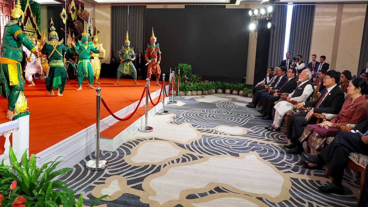 PM Modi witnesses Lao Ramayan performance in Laos