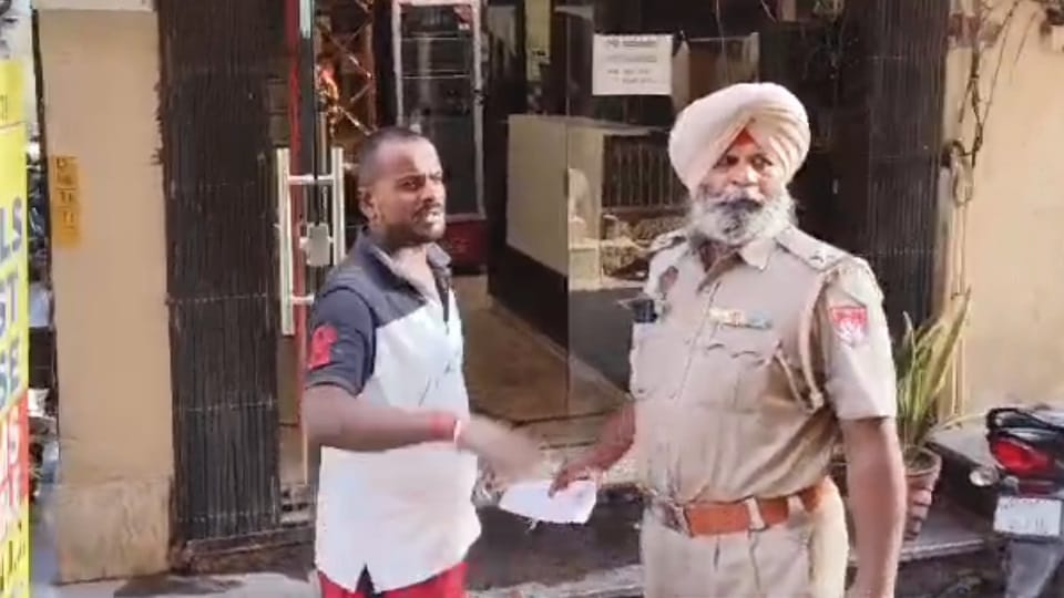 Fire broke out in hotel at Ludhiana Bus Stand Jawahar Nagar Camp
