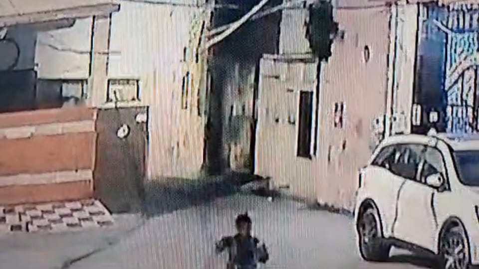 bag full of firecrackers caught fire in Hoshiarpur