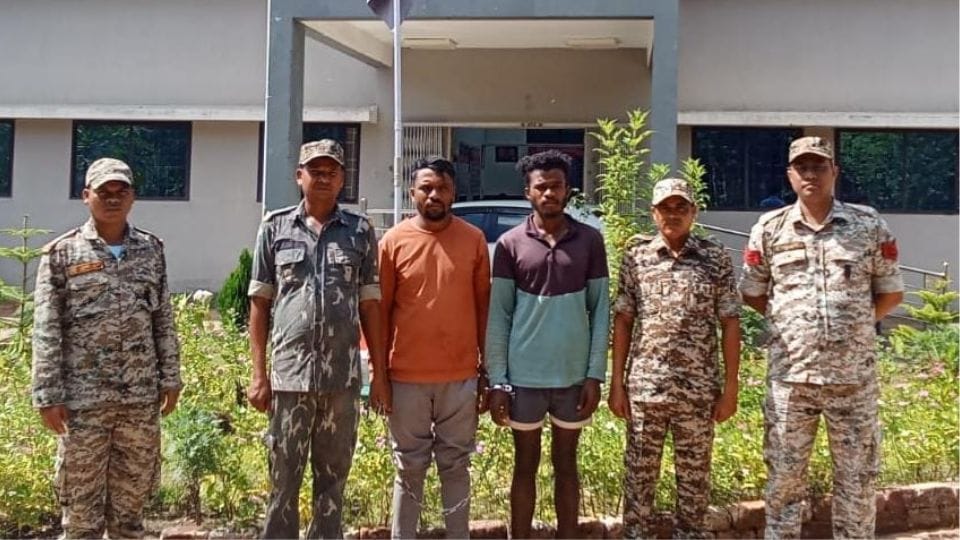 Police arrested two cattle smugglers in Kondagaon