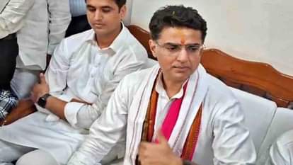 अजमेर दौरे पर पत्रकारों से वर्ता करते सचिन पायलट।