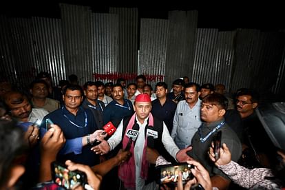 Akhilesh Yadav in JPNIC in Lucknow.