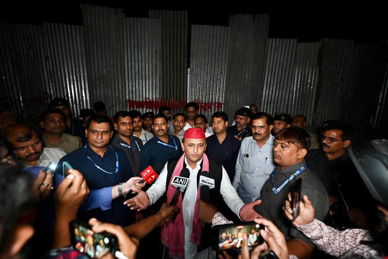 Akhilesh Yadav in JPNIC in Lucknow.