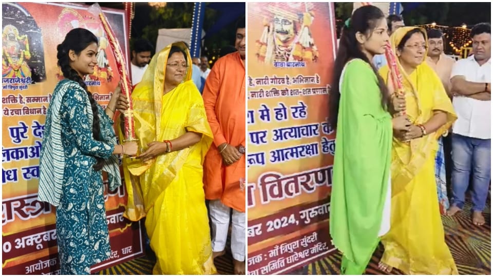 Dhar MP Savitri Thakur tied the sword to her daughters and participated in Garba program