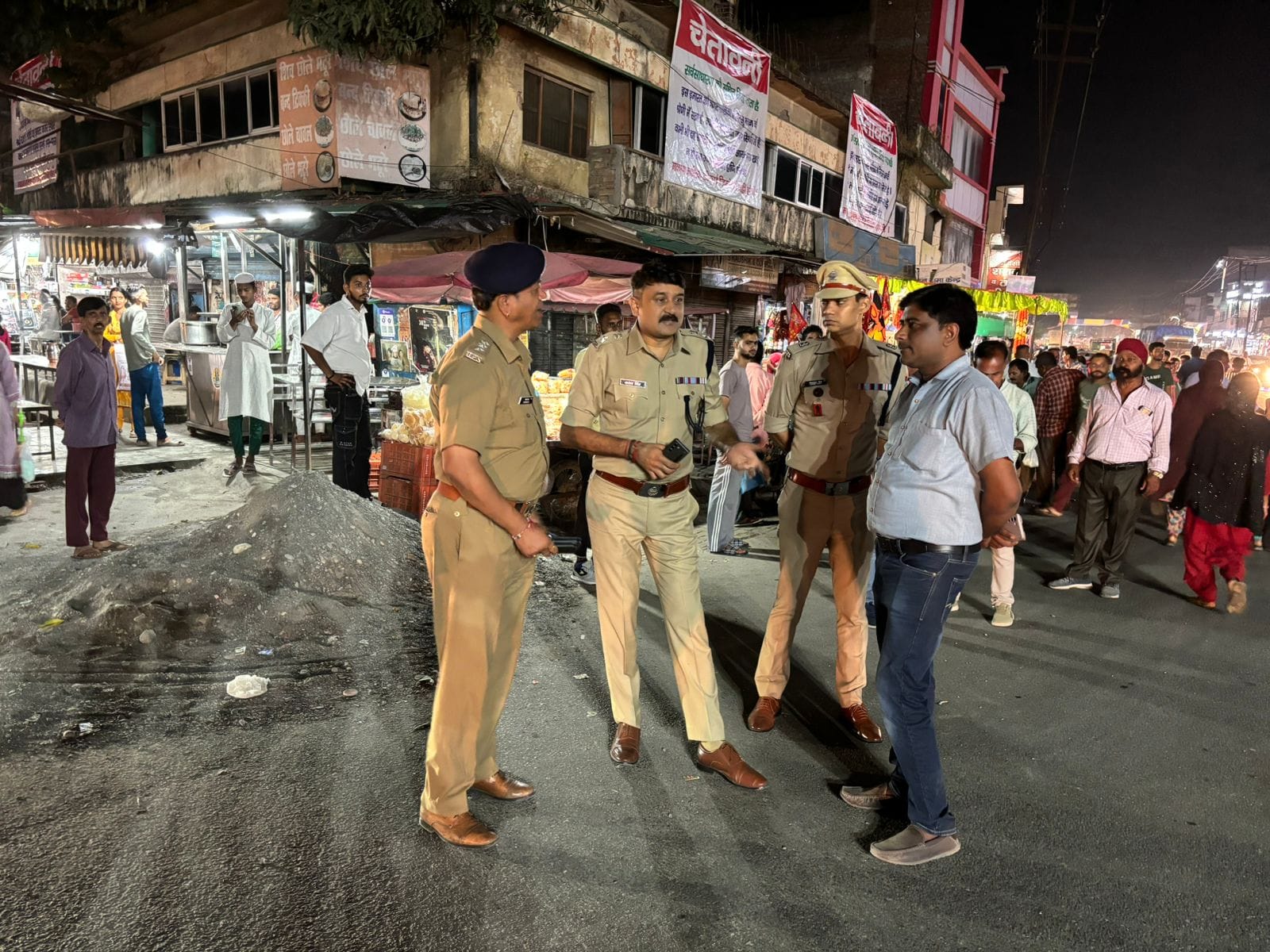 Dehradun SSP surprise inspection of hotels and restaurants in vikasnagar on complaint of prostitution