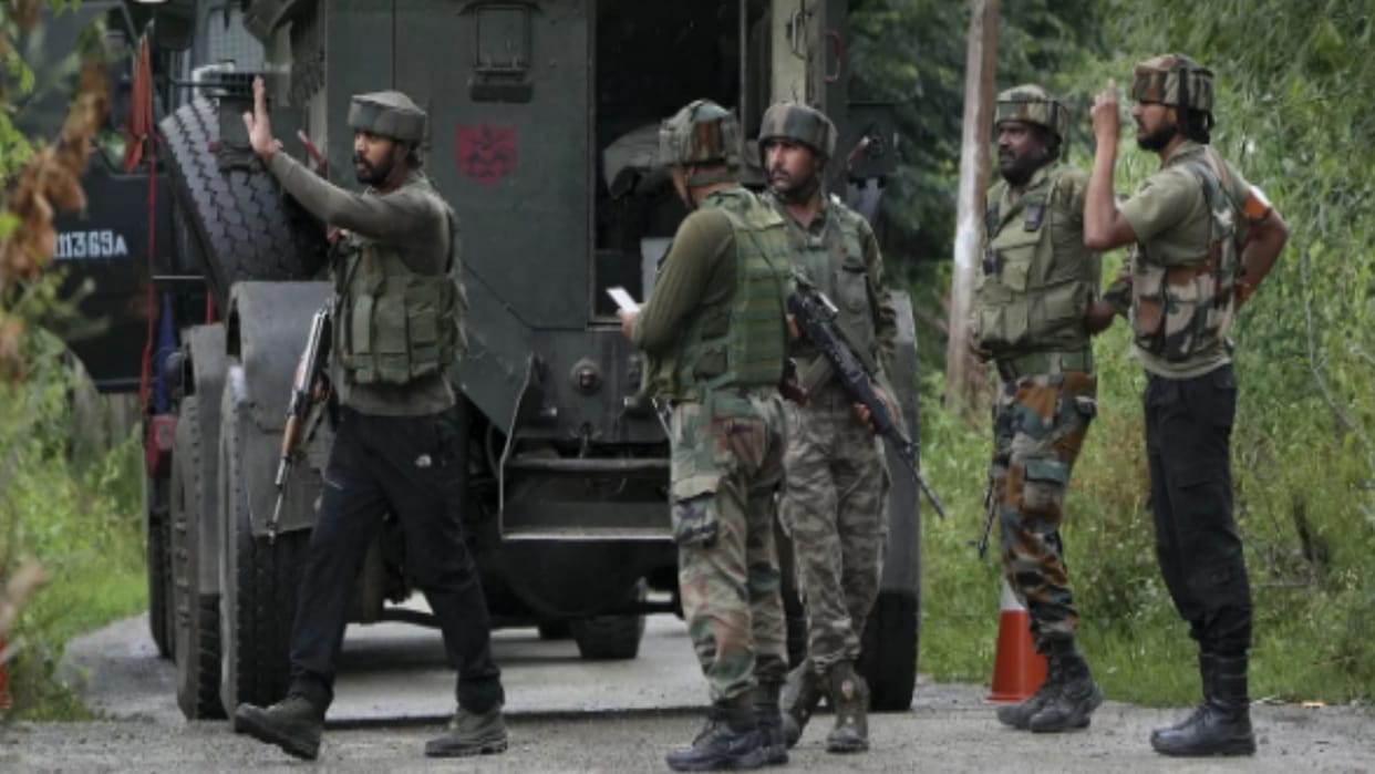 Kairana son killed two terrorists, got injured by enemy bullets, encounter lasted for 10 hours