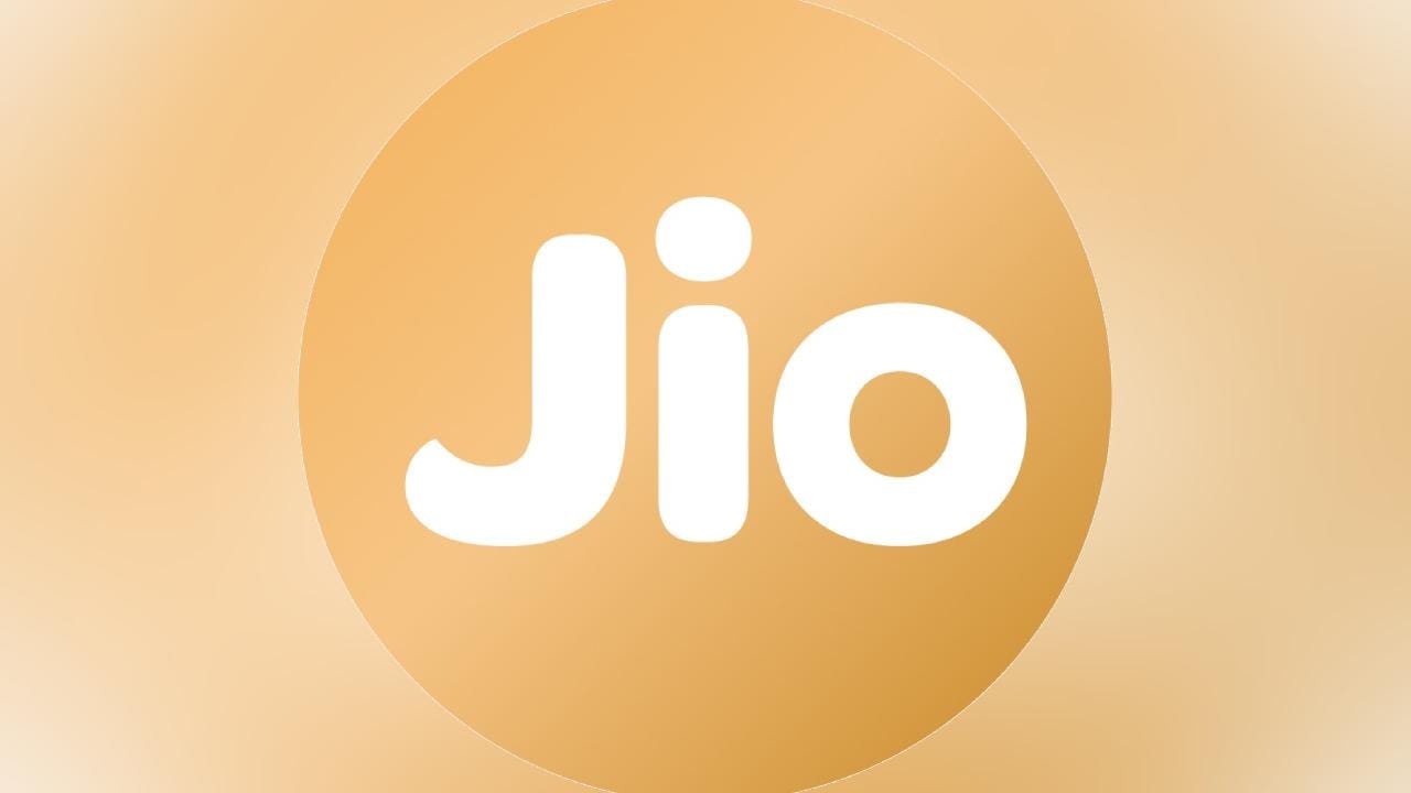 Jio 3599 Rupees Cheap One Year Validity Plan Check Data SMS And Calling Benefits