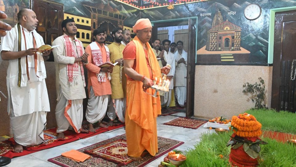 Navratri rituals completed with the worship of Maa Siddhidatri in Gorakshpeet