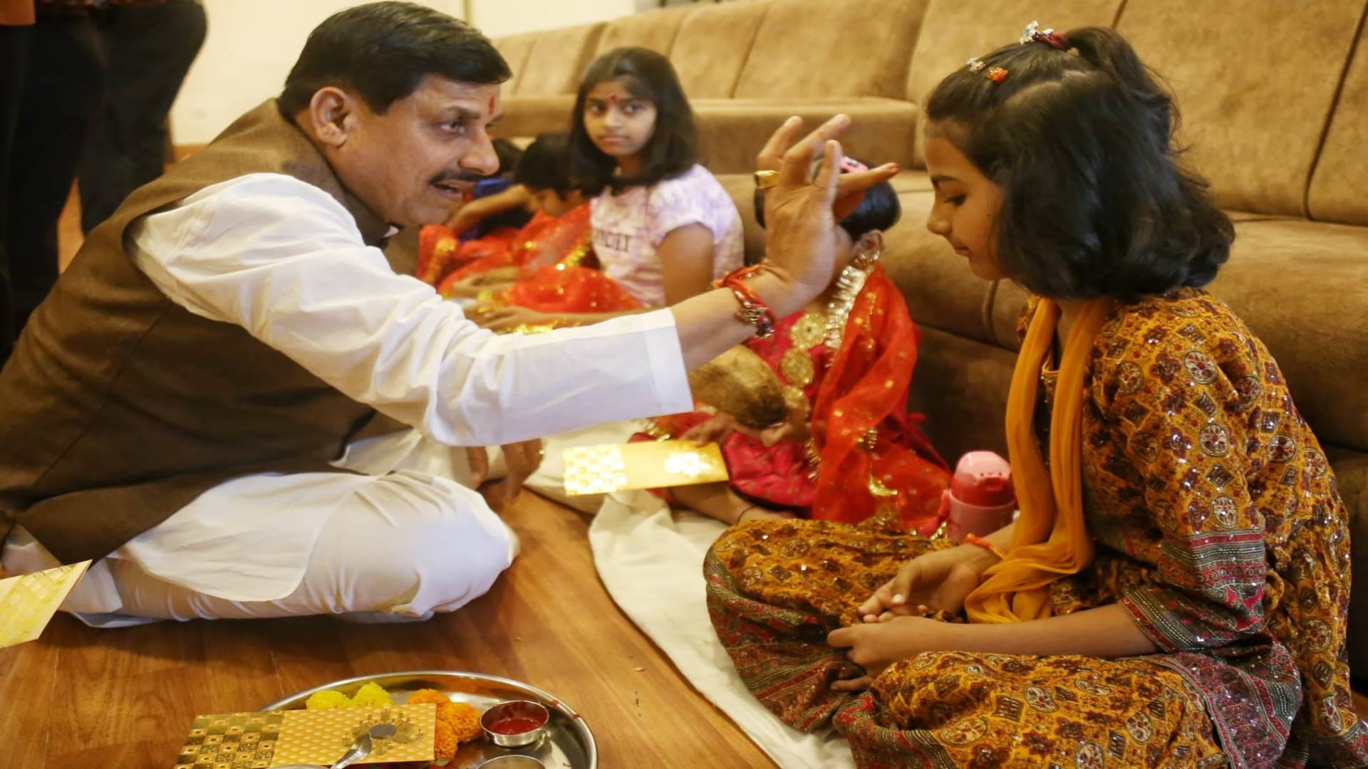 Kanya Poojan CM Mohan Yadav followed eternal tradition of Kanya Poojan and feast see photos