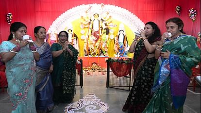 Navratri: Grand adornment of the Goddess, queue of devotees for darshan, echoing cheers