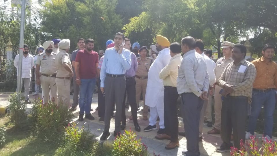 Punjab CM Bhagwant Mann will celebrate Dussehra in Dera Baba Nanak