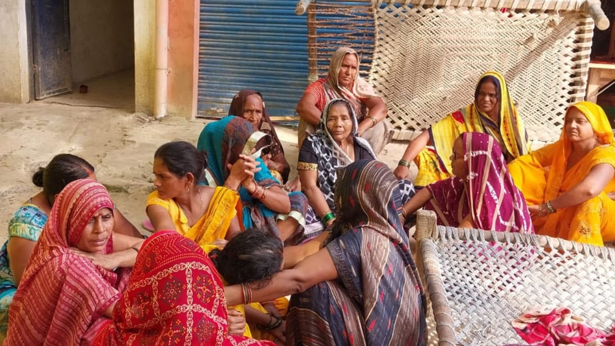 Three teenagers drowned pond in Azamgarh joy of festival turned into mourning prevailed the village