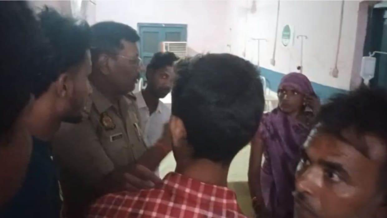 Five people injured tragic accident in jaunpur one died four critical condition chaos ensued