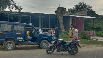 Ayodhya: One mobile tower technician shot another, admitted to hospital Ayodhya: One technician shoots another in bikapur kotwali.