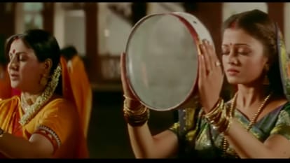 Famous Bollywood Karwa Chauth Songs Saajanji Ghar Aaye Bole Chudiyan Chand Aur Piya