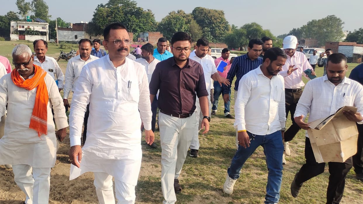 three hundred bighas of Domri sand land added bank of Municipal Corporation instructions