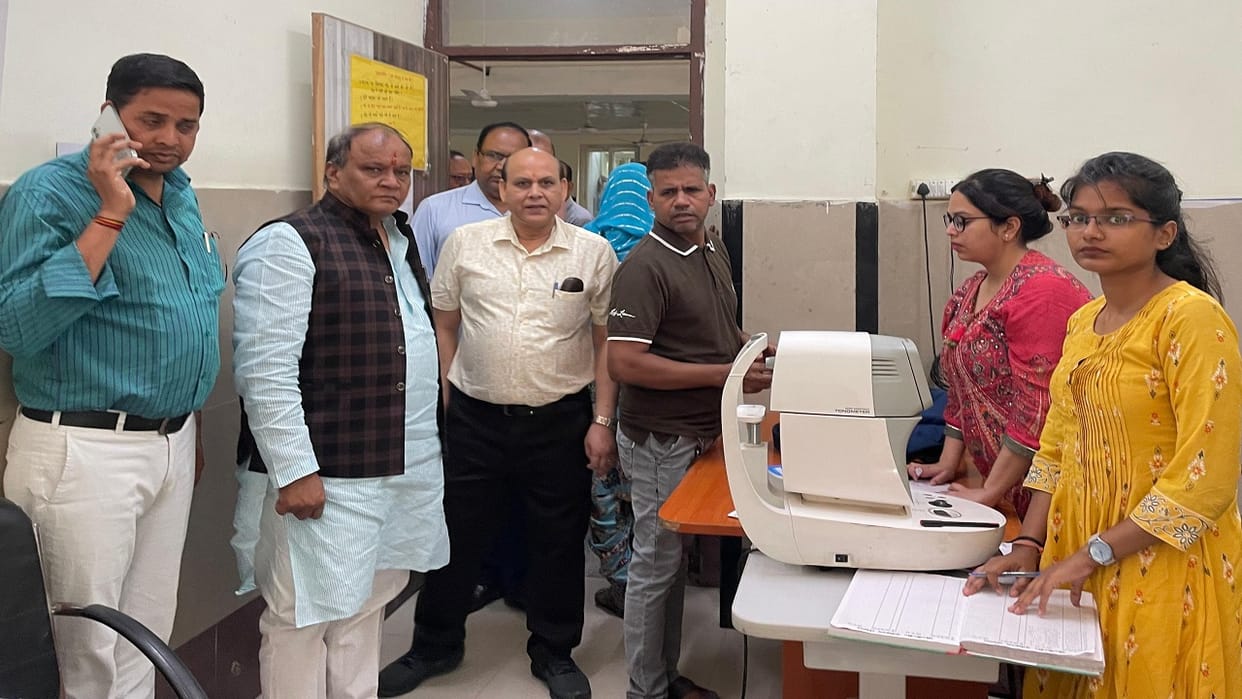 MP Chhatrapal Gangwar will meet the CM Yogi for government medical college in Bareilly