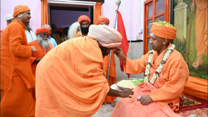 On the day of Vijayadashami, sages and saints applied tilak to Gorakshpeethadhishwar Yogi.