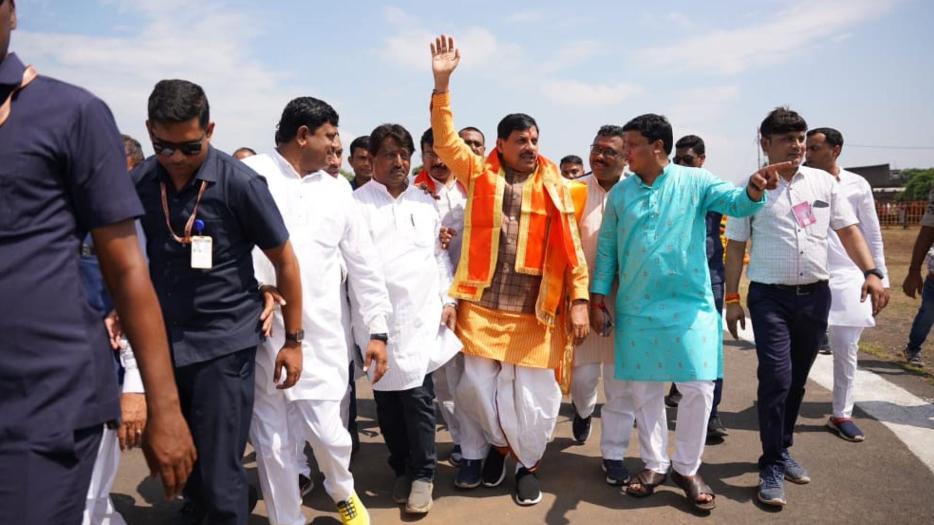 CM Mohan Yadav did the weapon worship After reaching Maheshwar