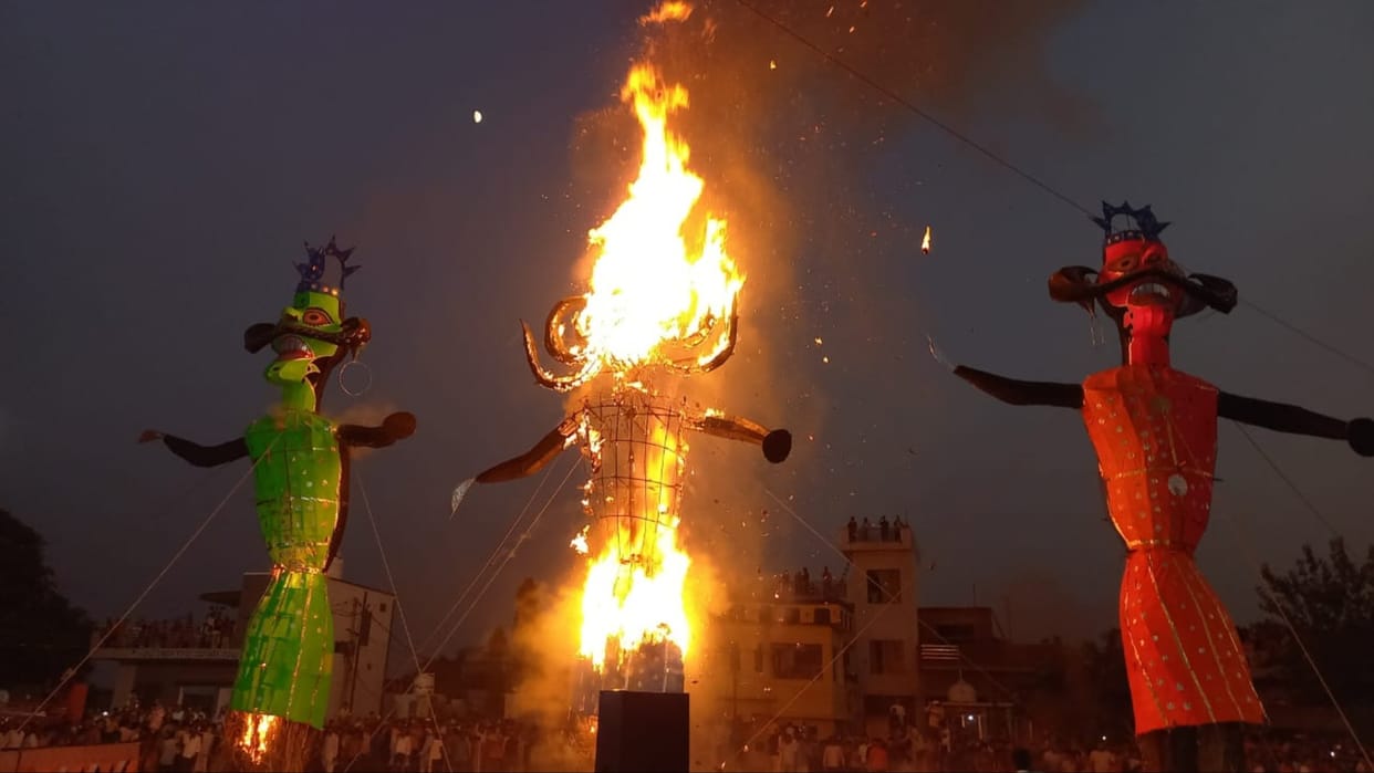 Effigies of Ravana, Meghnad and Kumbhakarna were burnt in Ramlila Ground of Jhajjar