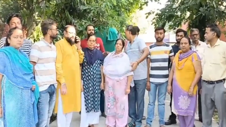 Woman stabbed to death in amritsar