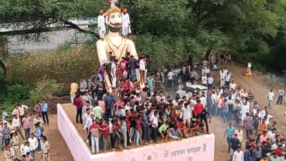 Ravana is killed by punching his nose In Mandsaur