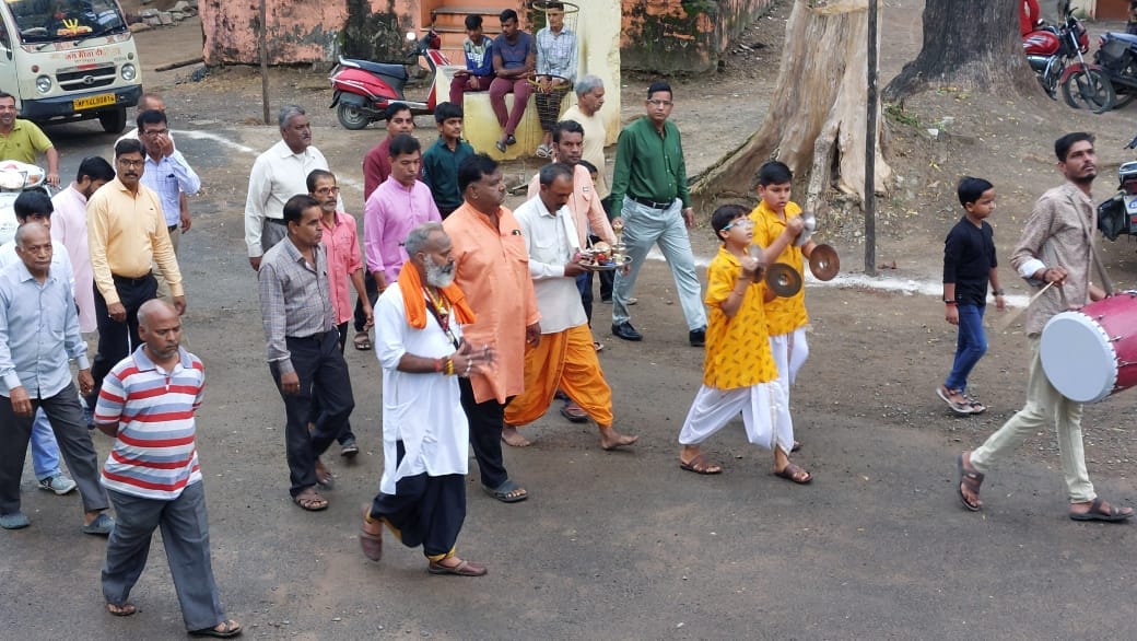 Vijaya Dashami: Ravana is considered damad in Mandsaur Namdev community worshiped him