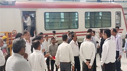 Vande Bharat coaches will prepared in Sonipat Railway Coach Factory