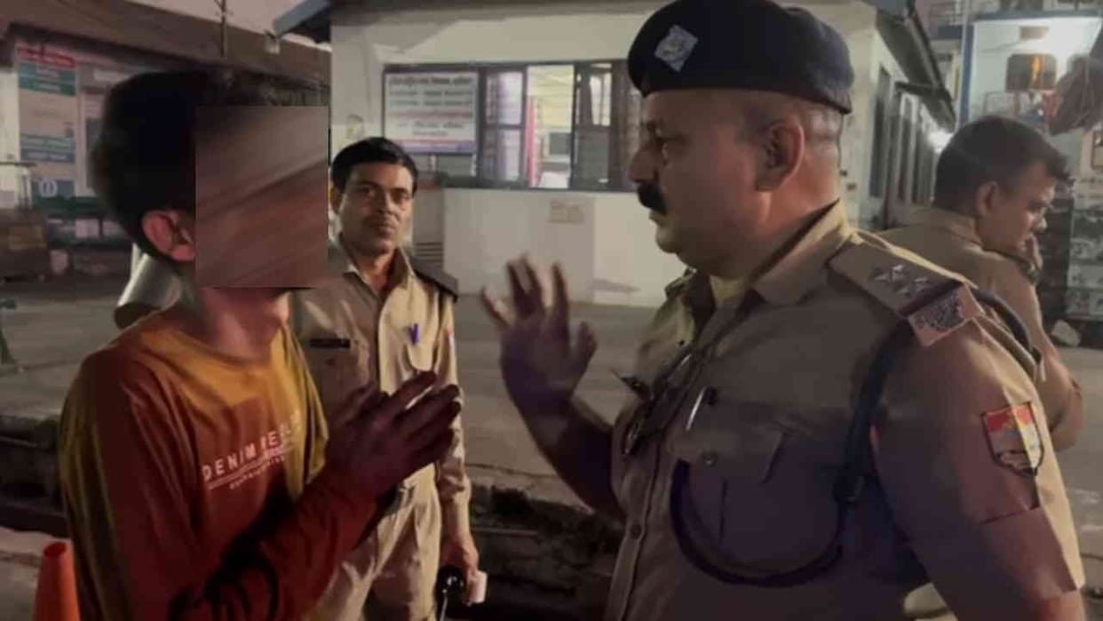 Police arrested bus driver for drunk and drive Rishikesh Uttarakhand News in hindi