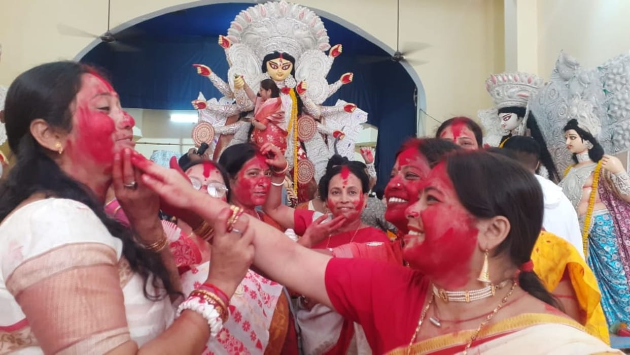 Sindoor played before departure of Devi Maa event was completed with rituals