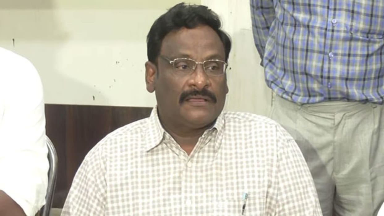Family of Ex-DU prof Saibaba to donate his body to govt medical college