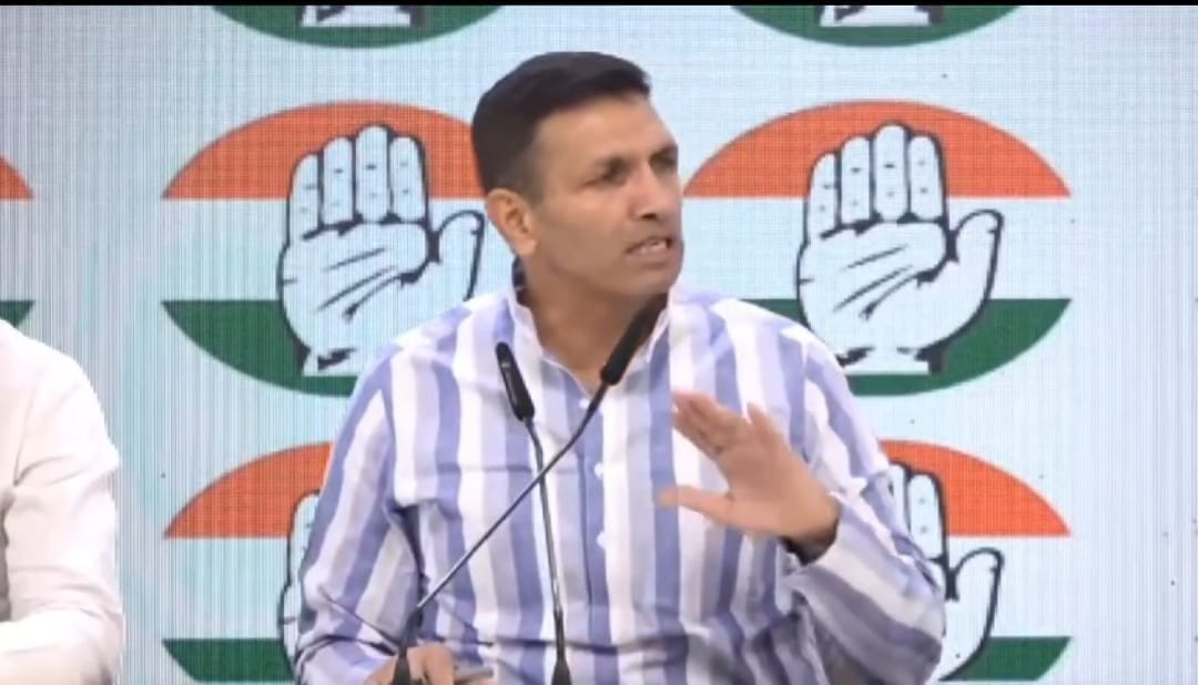 MP: PCC chief said- MP is now a worse place for daughters than Taliban, pages of newspapers are found stained