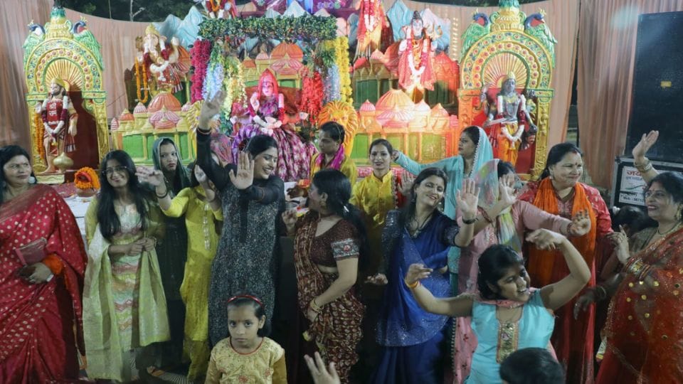 Third huge Jagran and Bhandara was organized in Noida Sector-70
