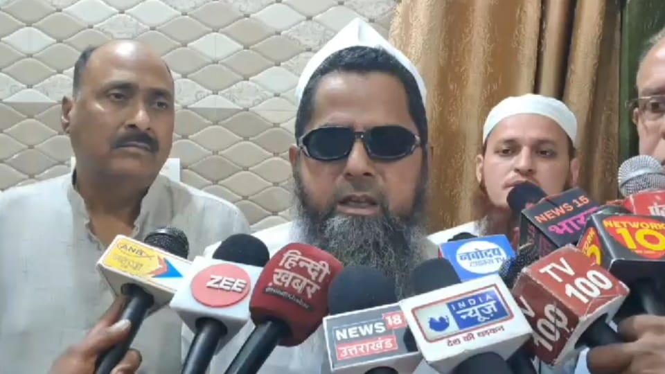 Haridwar News Maulana Qasmi told polluting food is highly condemnable  video should also be investigated