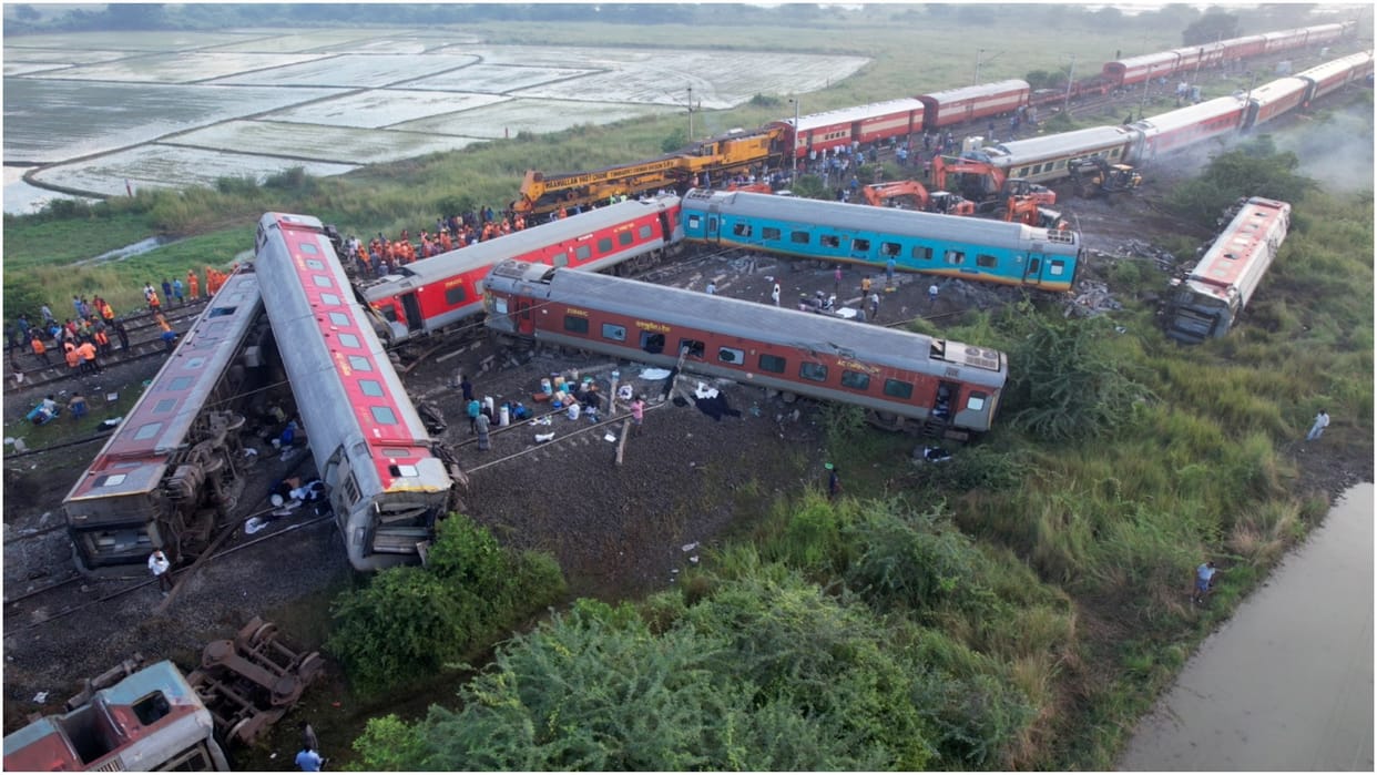 Restoration work Ponneri- Kavarappettai railway stations of Chennai Division Mysuru-Darbhanga Express derail