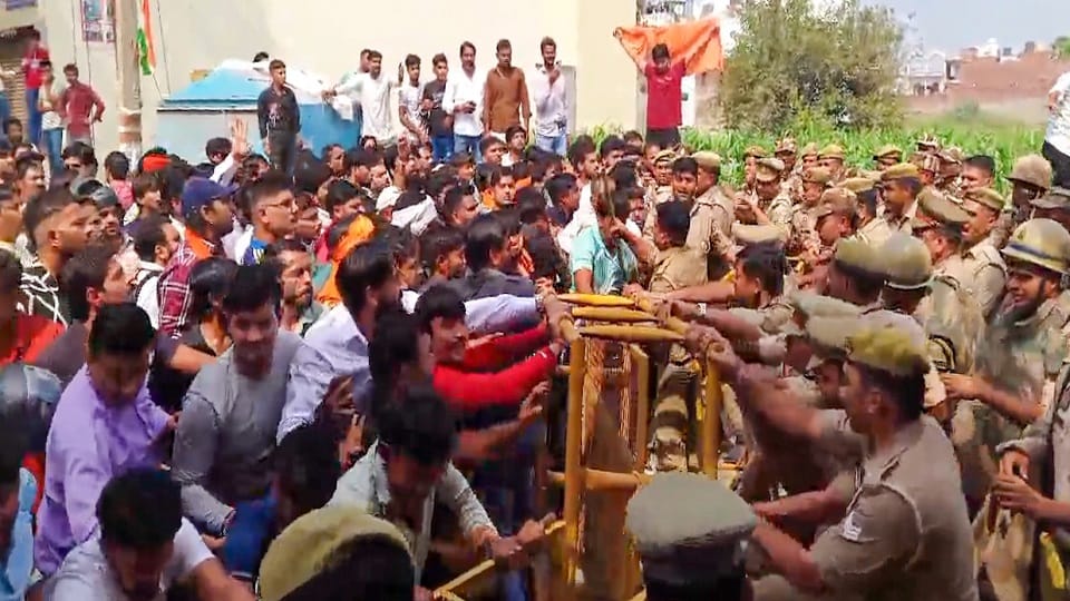 Police arrested two more accused in Dasna violence