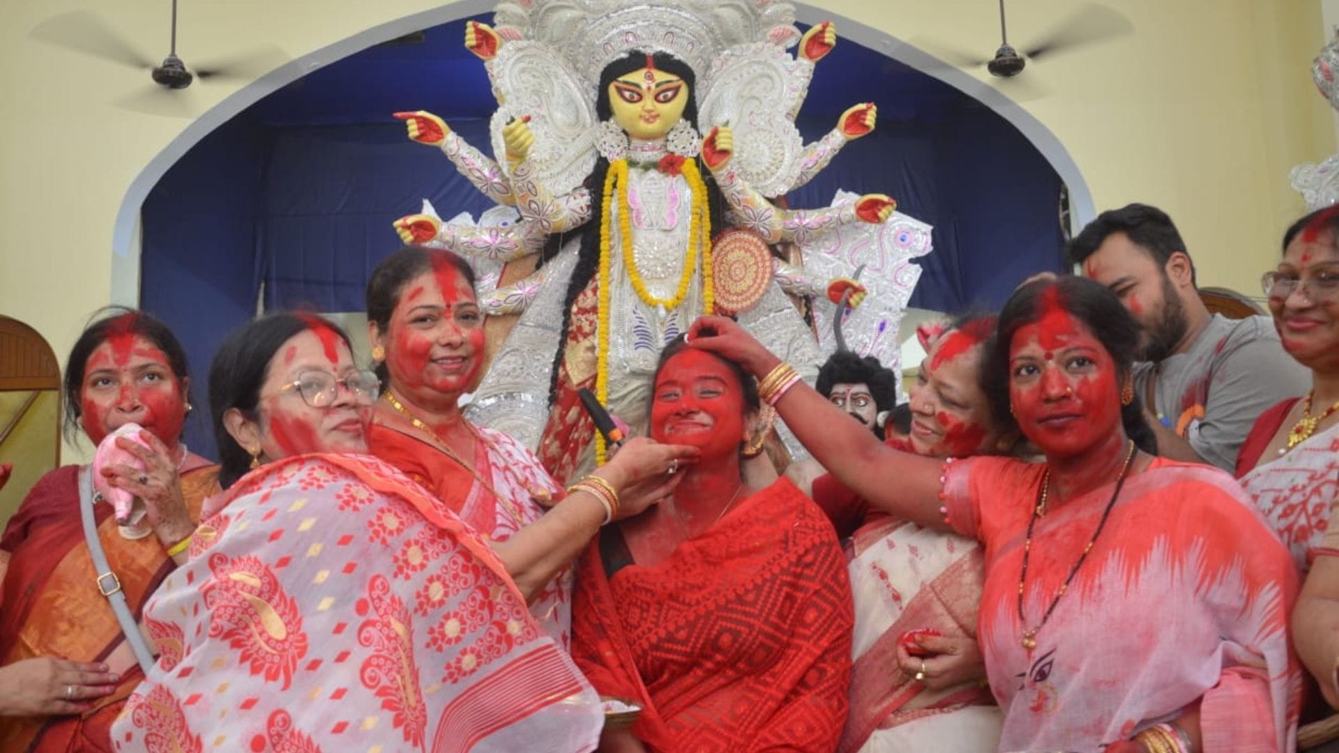 Sindoor played before departure of Devi Maa event was completed with rituals