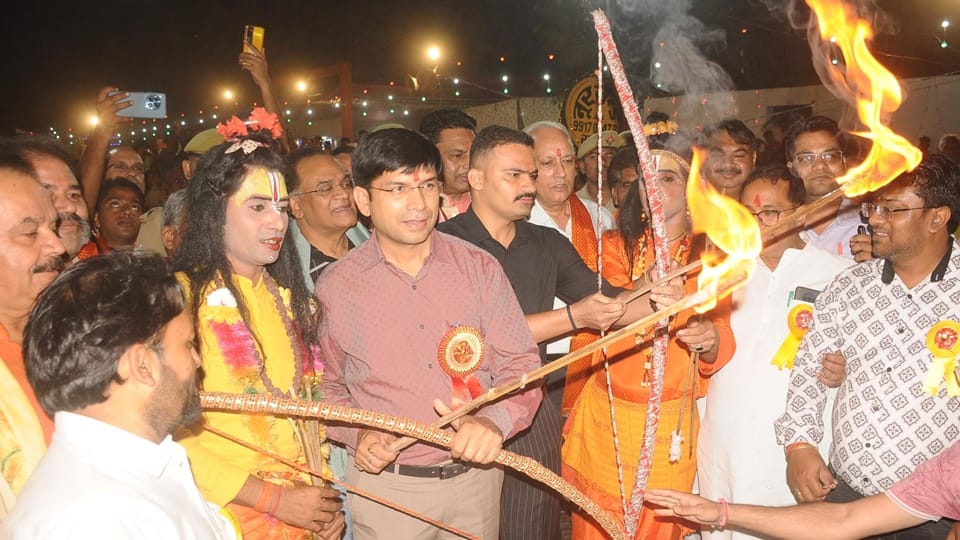 Photos of Sambhal district: Tirtha Kurukshetra burning of effigies of Ravana and Meghnad