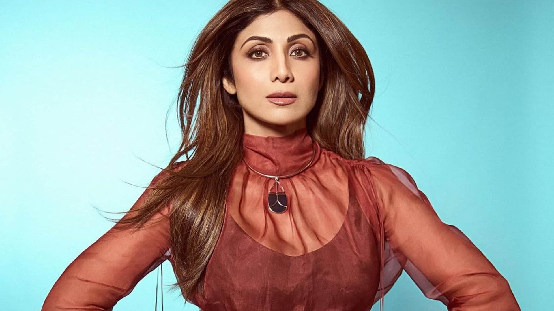 tv reality show bigg boss favorite host is salman khan of all others amitabh bachchan shilpa shetty