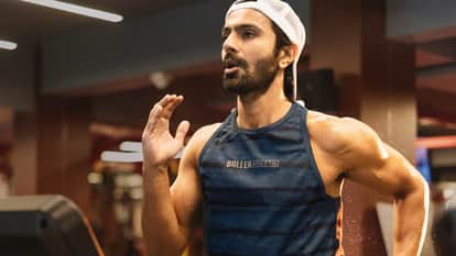 Sohail Khan Trolled Over Age And Look Actor Ashmit Patel Slams Social Media Users