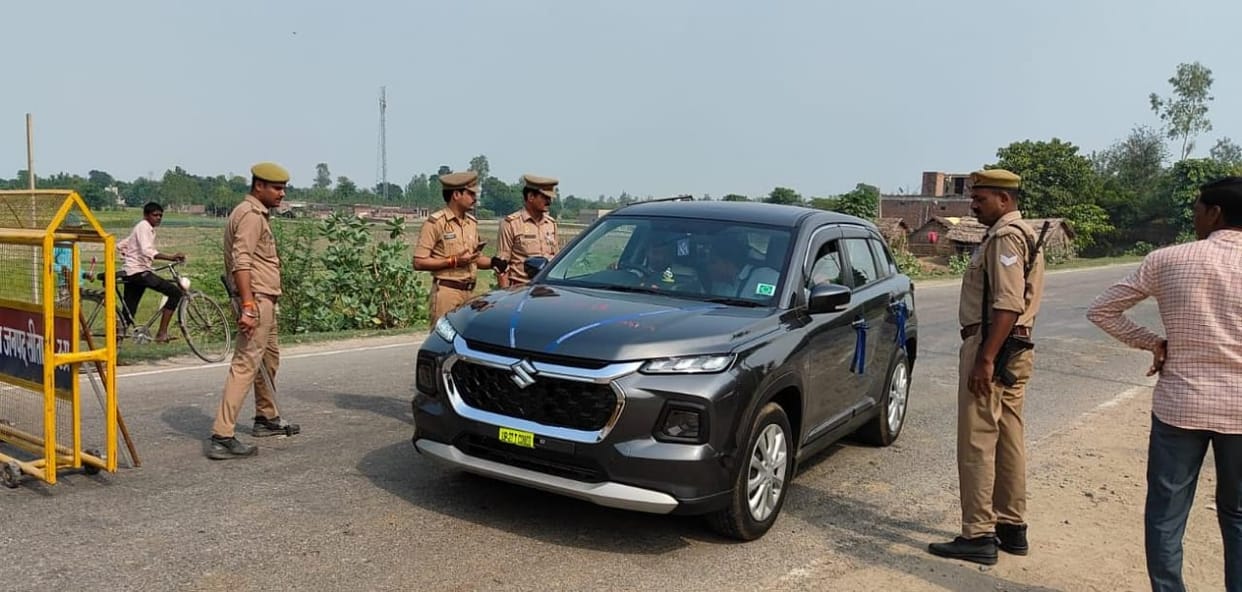 Sitapur Bahraich marg closed. High alert in district.